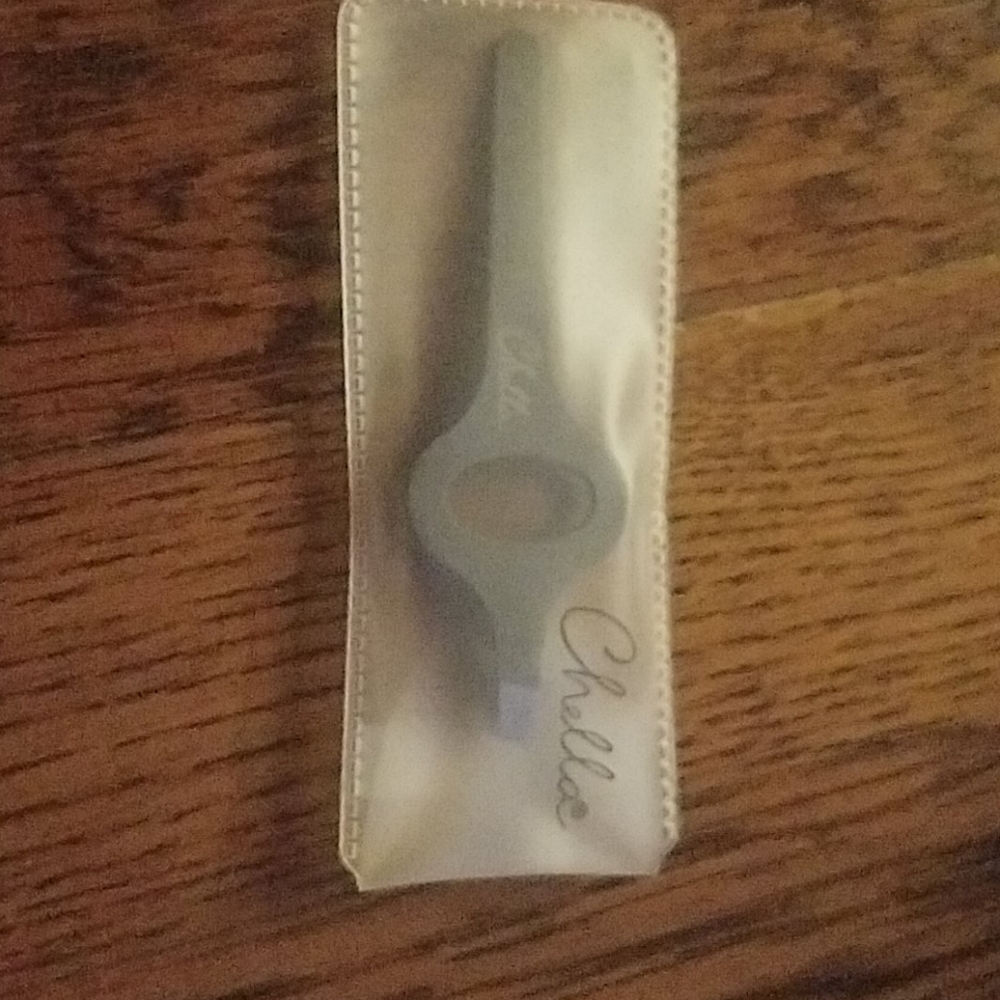 Chella slanted tip tweezers